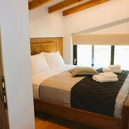 September15 Suites, Town Apartman