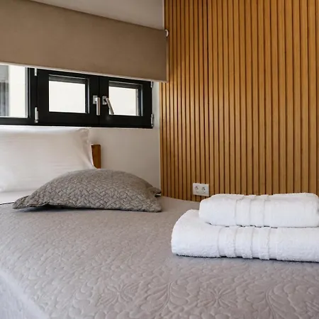 September15 Suites, Town