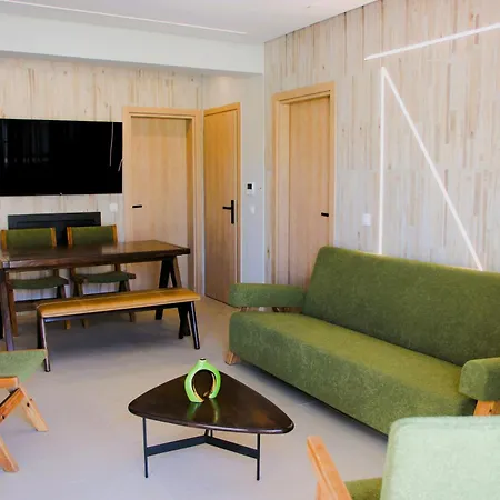 September15 Suites, Town Apartman