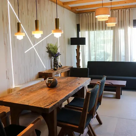 Apartman September15 Suites, Town